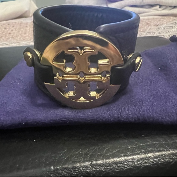 Tory Burch leather cuff bracelet - Picture 1 of 2